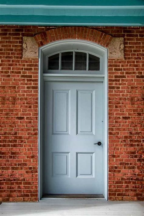 Front Door Colors For Red Brick Homes [inc 19 Photo Examples] Red