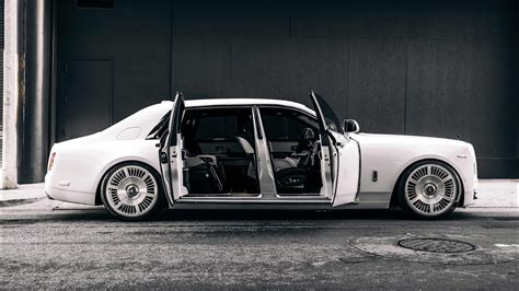 700000 Rolls Royce Phantom Modified Very Loud Lambo Svj Youtube