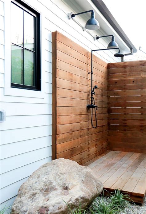 Outdoor Beach Shower Wooden Google Search Outdoor Shower Outdoor Bathrooms Outdoor Baths