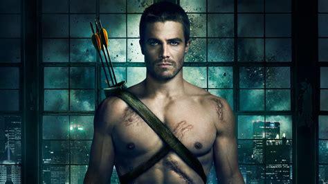 Pin By Roger Hartmans On Tv Series Oliver Queen Stephen Amell Arrow