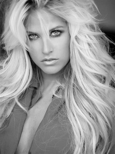 Sexy Diva Kelly Kelly Beautiful Eyes Gorgeous Women Barbie Blank