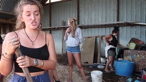 Girls In The Tin Shed Youtube