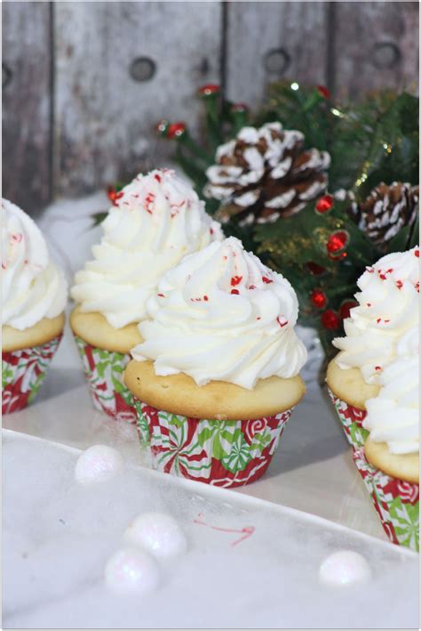 who wants a christmas cupcake i ve told you before that cupcakes are one of my favorite