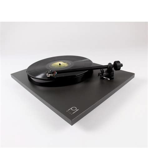 Rega Planar 1 Plus Platenspeler Met Voorversterker Audiolight