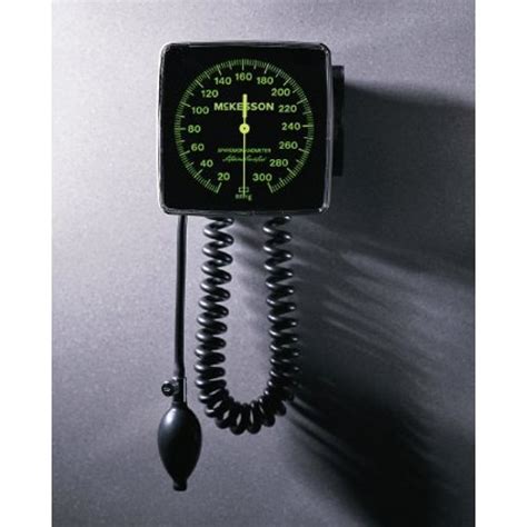 Mckesson Lumeon Aneroid Sphygmomanometer With Cuff 1bx 803190bx