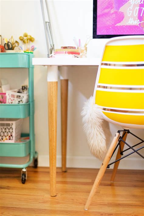 Easily and comfortably manage your work at home with these classy diy for a home work station or your kid's work corner, these simple diy ikea desk hacks are going to be your biggest inspirations. DIY IKEA Desk Hack » Lovely Indeed