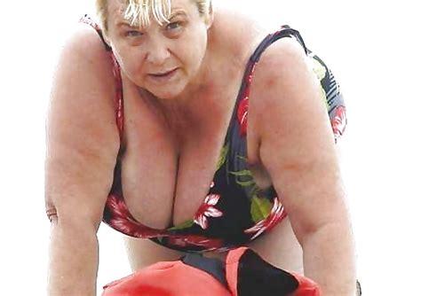 Bbw Matures And Grannies At The Beach 486 15 Pics Xhamster