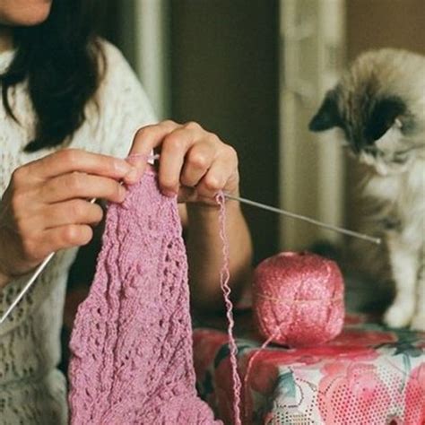 7 Essential Knitting Tutorials for Novices 