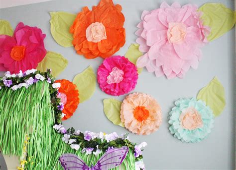 15 Diy Tutorials Make Creative Giant Tissue Paper Flowers