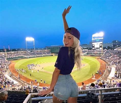 in booty shorts olivia dunne slays while fans praise her