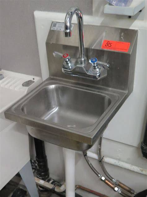 Stainless Steel Hand Washing Sink 12 Wide 13 Depth Oahu Auctions