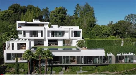 Trevor Noah House Pics Trevor Noah Sells Million Dollar La Mega