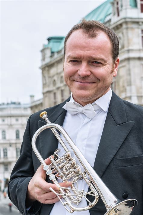 Wiktoria „viki gabor (* 10. Gábor Tarkövi ‹ Wien-Berlin Brass Quintett