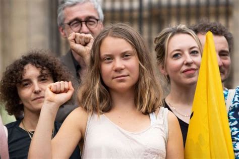 Greta Thunberg Aktivis Lingkungan Berusia 20 Tahun Akan Diadili Karena