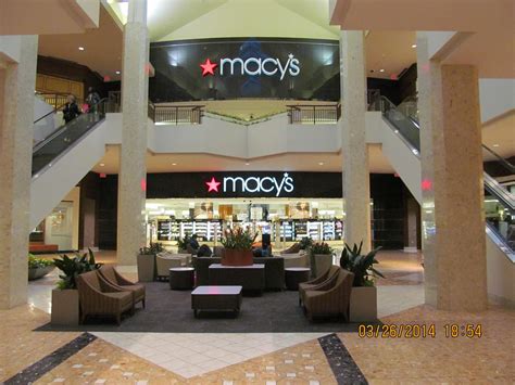 Galleria Shopping Mall In St Louis Movie Literacy Basics