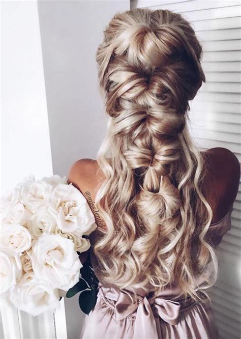 51 pretty holiday hairstyles for every christmas outfit with images prom hairstyles for long