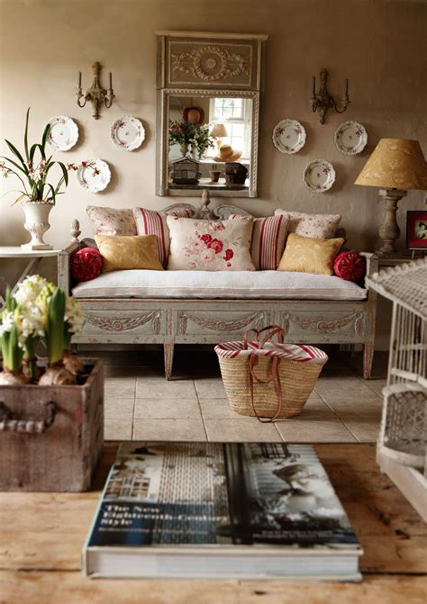 Interesting Romantic And Shabby Chic Decorating Ideas And Tips Excellent Shabby Chic