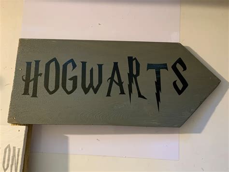 Wooden Harry Potter Arrow Sign | Etsy