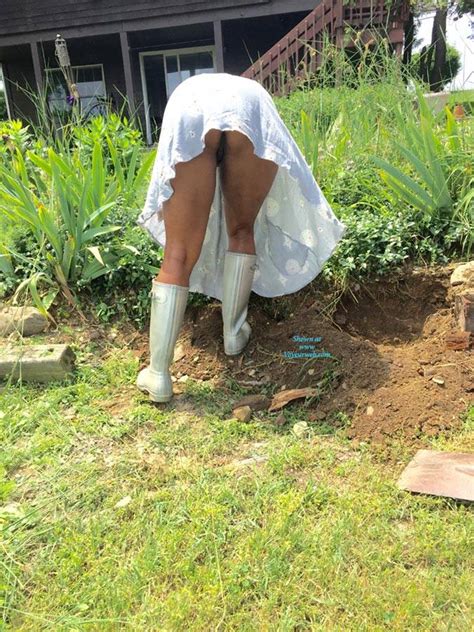 Doing Some Gardening June 2016 Voyeur Web