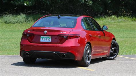 Reviews from owners of the 2019 alfa romeo giulia. 2017 Alfa Romeo Giulia Review: Racy Even Without The ...