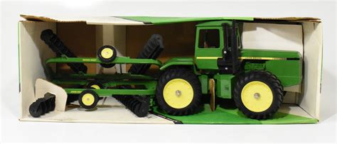 116 John Deere 8650 4wd Tractor And Disk Set Daltons Farm Toys