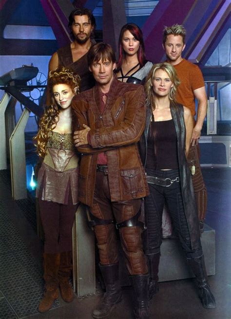 Andromeda Tv Series Kevin Sorbo Promo Photos Dvdbash Sci Fi Tv Series Sci Fi Horror Movies