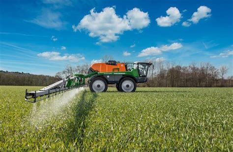 New Amazone Pantera 4504 Self Propelled Sprayer With More Operational