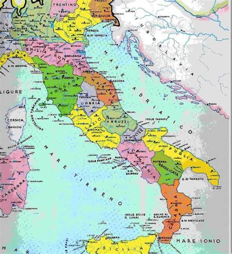 L'italia esulta dopo un gol contro il san marino | claudio villa/getty images. cartine geografiche dell'italia - Cerca con Google ...