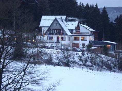 Das skigebiet willingen bietet skiabfahrten (skipisten) bis 2000m länge. Wald Hotel Willingen (Willingen, Duitsland) - foto's ...