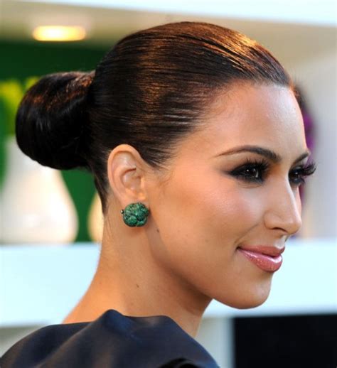 Kim Kardashian Classic Black Bun Hairstyles Hairstyles Weekly