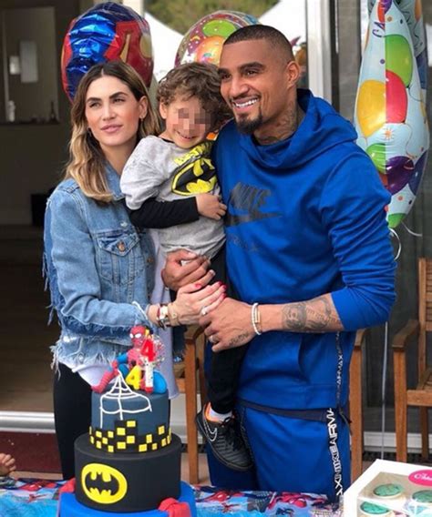 3 126 329 tykkäystä · 70 575 puhuu tästä. Melissa Satta e Kevin Prince Boateng festeggiano il quarto ...