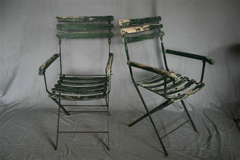 Term conventionally refers to a round table about 40 in height designed for small spaces and intimate dining. vintage french bistro chairs (with arms) | French bistro ...