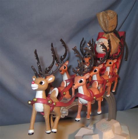 Toy Review Rudolph The Red Nose Reindeer Santas Musical