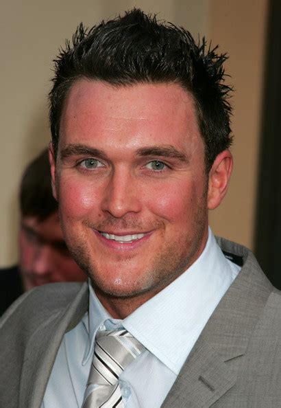  Poze Owain Yeoman - Actor - Poza 7 din 19 - CineMagia.ro