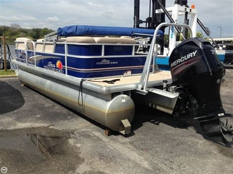Sun Tracker Party Barge 20 Dlx 2014 For Sale For 17500
