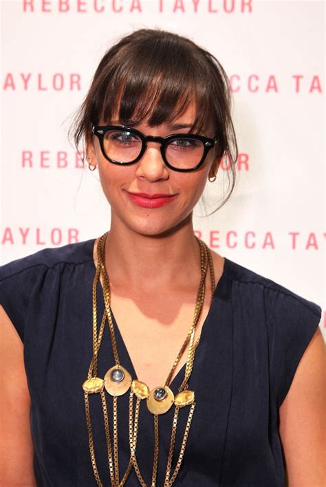 Rashida Jones Photostream Rashida Jones Bangs And Glasses Brown Skin Girls