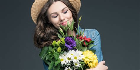 Женщины искренне любят цветы Влияние цветов на женские эмоции Блог
