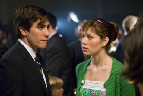 Review Stephen Greenes Accidental Love Starring Jake Gyllenhaal Jessica Biel Doesnt Nail