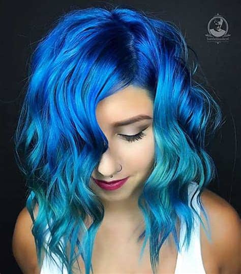 Creamy and conditioning hair color for dark hair with reflective blue tones. 2018 Blue Hair Color Hairstyles for Pretty Women