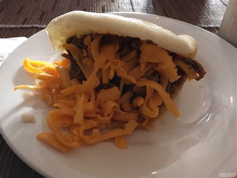 Bessies Best An Arepa Diner Worth Visiting At Arepas Cafe In Astoria