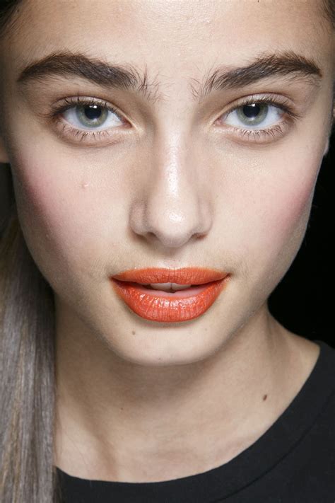 DKNY Spring Spring Beauty Trends Beauty Eyebrow Orange Lips