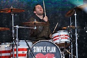 Fanbook Simple Plan: Chuck Comeau
