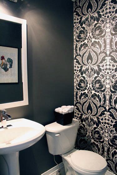 Readers Home Ottawa Digs 1000 In 2020 Bathroom Wallpaper