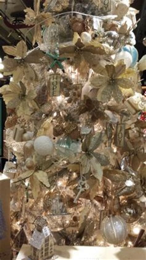 The generous gift even came in a christmas card. Cracker barrel christmas tree..so much prettier in person..I want it! | Merry Christmas ...