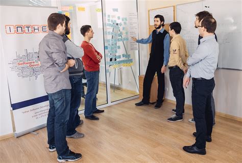 10 most common issues of stand-up meetings and how to solve them - ISD ...