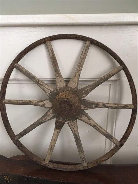 Antique Wood Spoke Carriage Wheel 1923252611