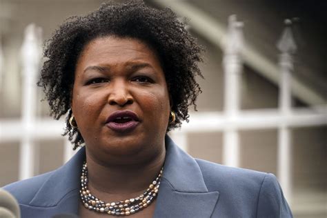 Abrams Aims To Win Ga Dems Voted In Gop Primary Newslooks