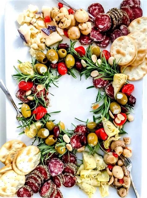 8 best charcuterie wreath recipes how to make a christmas wreath charcuterie board festive