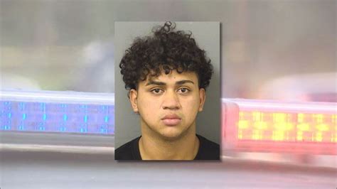 18 Year Old Accused Of Lewd Behavior With 13 Year Old Girl In Palm Beach County Wpec