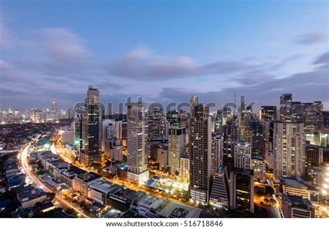 Makati Skyline Night Makati City Philippines Stockfoto 516718846